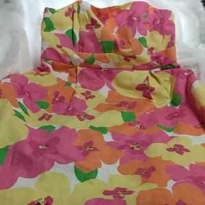 LILLY PULITZER STRAPLESS DRESS SIZE 6 BEAUTIFLUL MULTI COLOR DESIGN